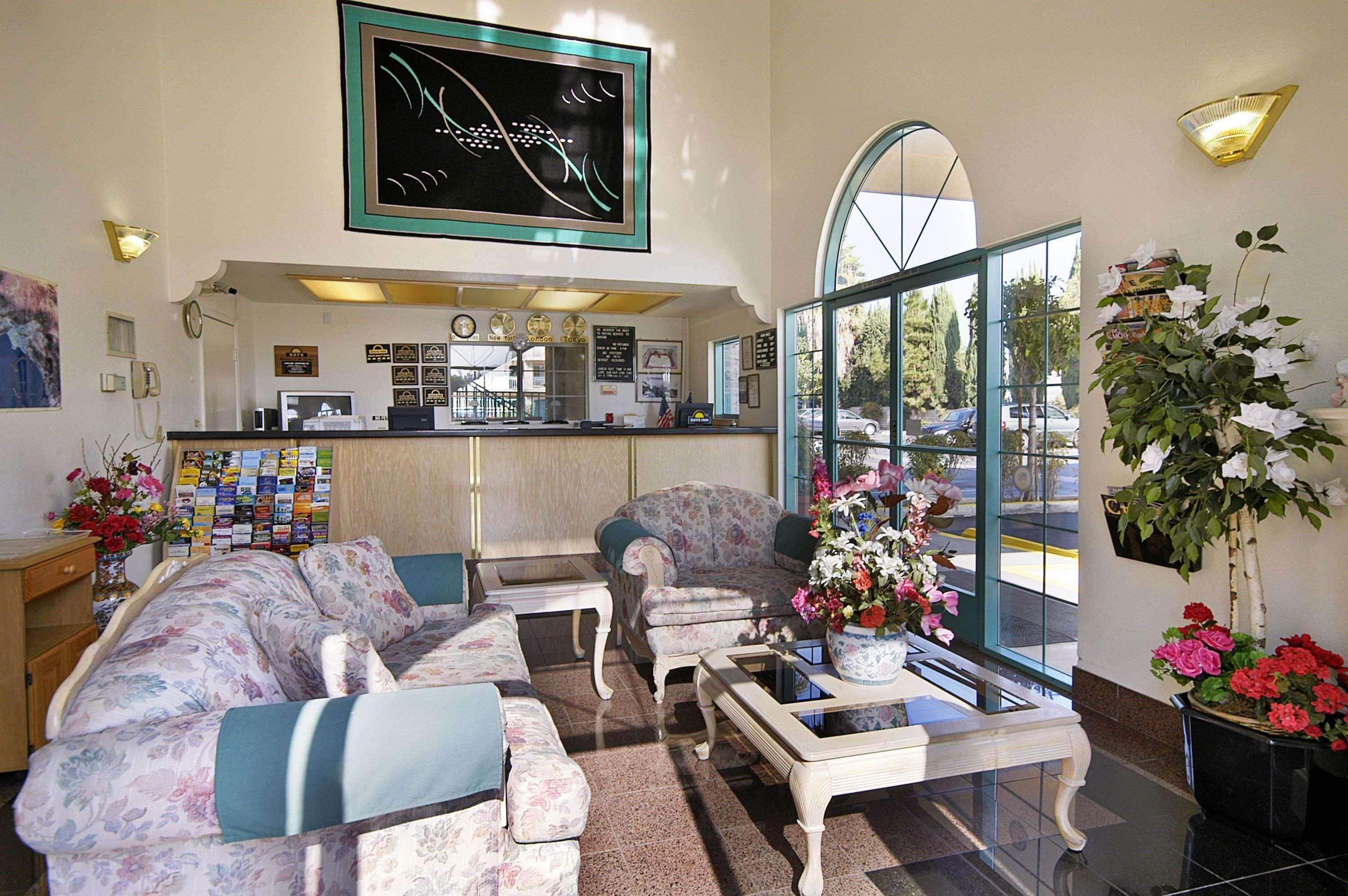 Days Inn By Wyndham Riverside Tyler Mall Екстериор снимка